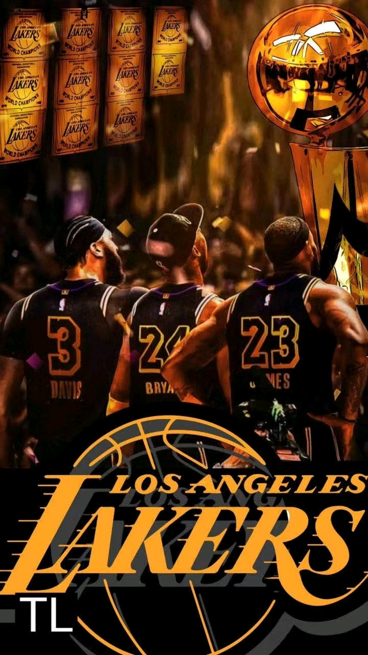 库蒂尼奥为小儿子庆祝生日，一家人身穿他效力过球队的球衣（库蒂尼奥为幼子庆生，全家穿上他曾效力球队的球衣）