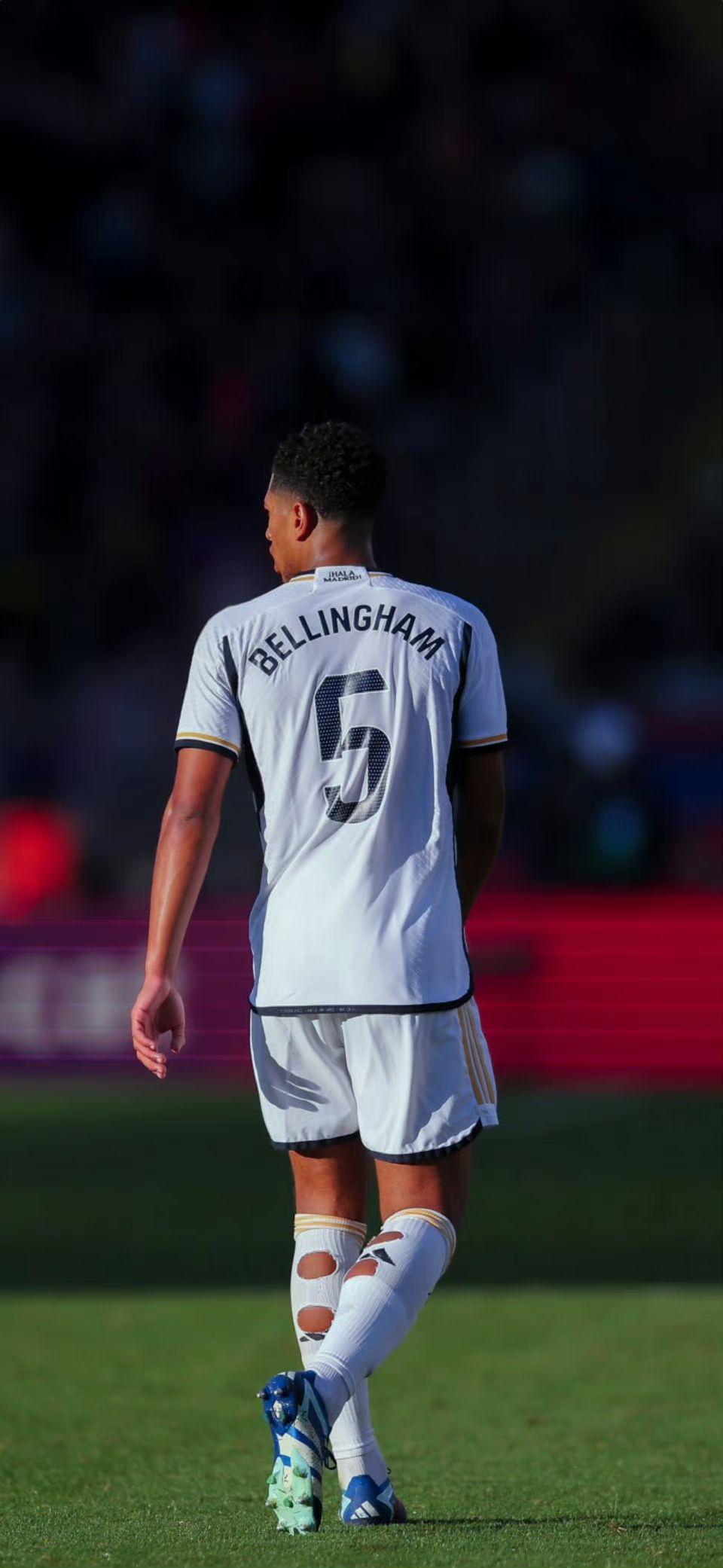 记者：曼联、切尔西、国米关注罗比尼奥之子（记者称曼联、切尔西、国米有意罗比尼奥之子）