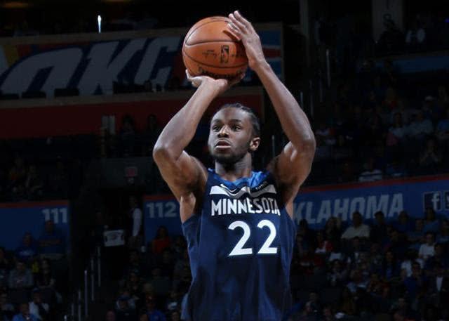 拉齐奥vs莱切：罗马尼奥利、贡多齐首发，卡马尔达、索蒂尔出战（拉齐奥迎战莱切：罗马尼奥利、贡多齐首发，卡马尔达、索蒂尔登场）