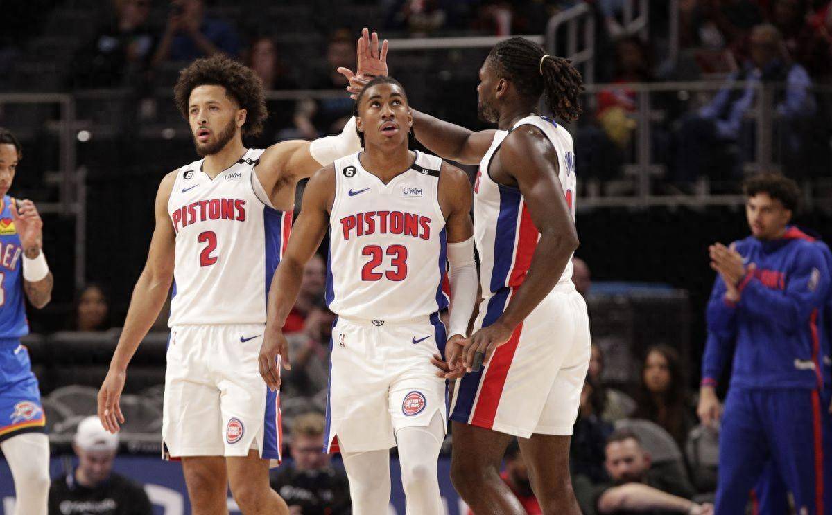 16岁的后卫萨蒙是继威尔希尔，道曼之后，第三位在...（继威尔希尔、道曼之后，年仅16岁的后卫萨蒙成为第三位在…）