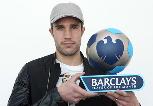 完美表现！哈维·西蒙斯半场传射建功，取得热刺生涯处子球（状态爆棚！哈维·西蒙斯半场一传一射斩获热刺首球）